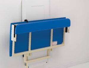 Easi-Lift Changing Bench