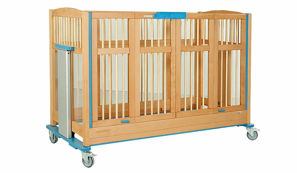 Knut Care Cot